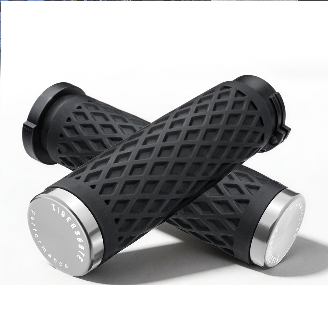 Universal Silicone Handlebar Grips with Rear End Cap for Harley 1996-Later